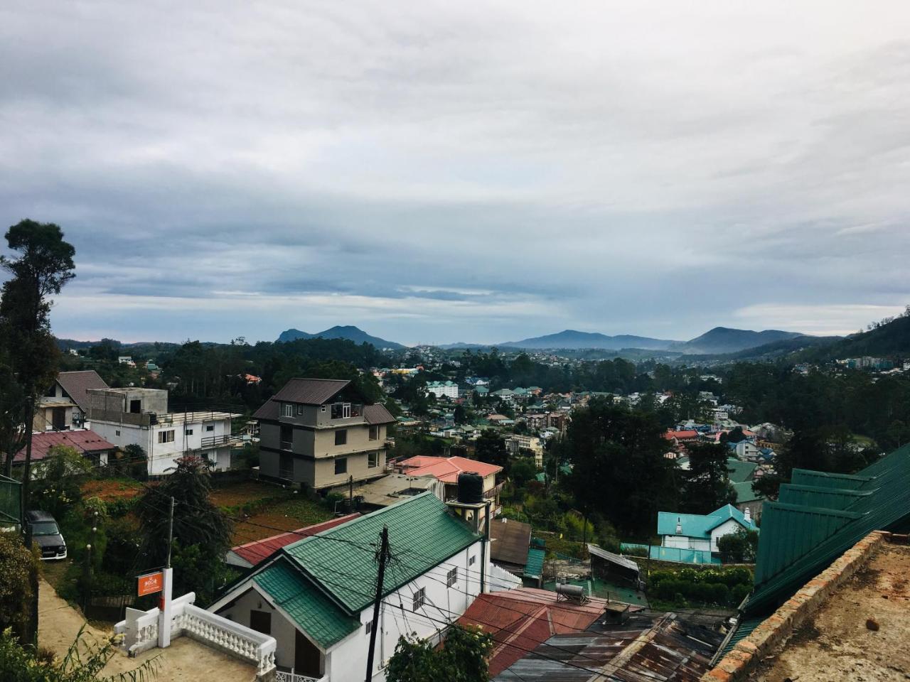 努沃勒埃利耶Golden King Guest住宿加早餐旅馆 外观 照片